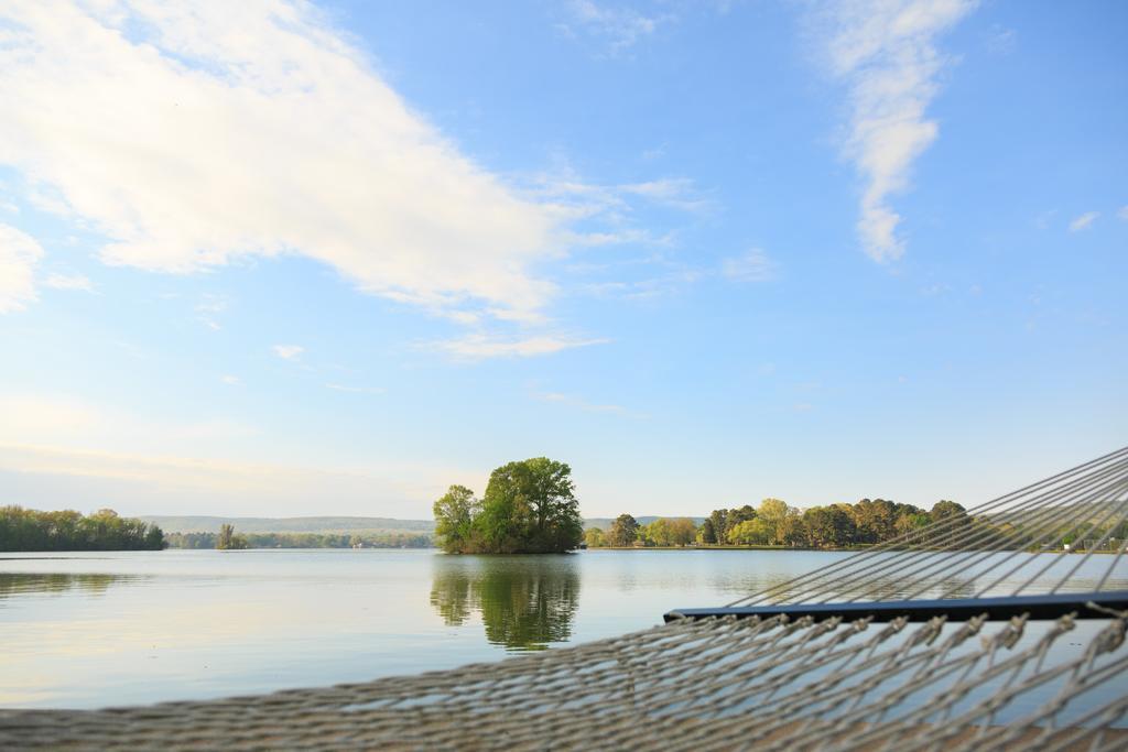 Lookout Point Lakeside Inn ฮอตสปริงส์ ภายนอก รูปภาพ