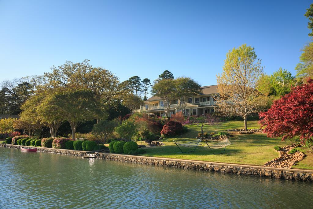 Lookout Point Lakeside Inn ฮอตสปริงส์ ภายนอก รูปภาพ