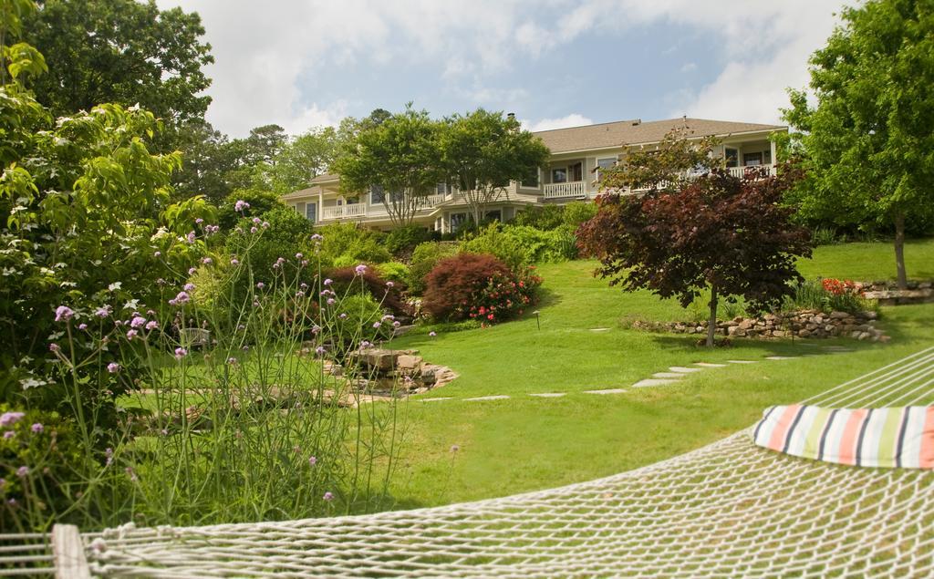 Lookout Point Lakeside Inn ฮอตสปริงส์ ภายนอก รูปภาพ